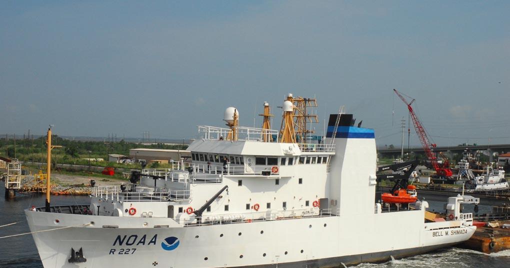 NOAA takes delivery of new fisheries survey vessel | News | World Fishing