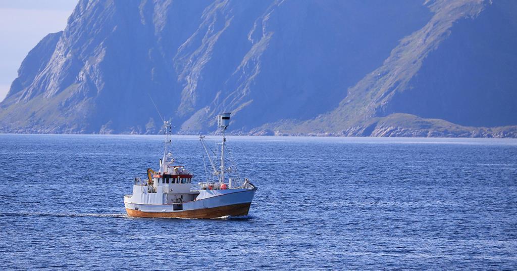 298842 Norwayfishingboat 977685 