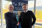 (l-r) Osvald Ringstad, founder of Filtra and Asbjørn Skaro, CEO of Redox
