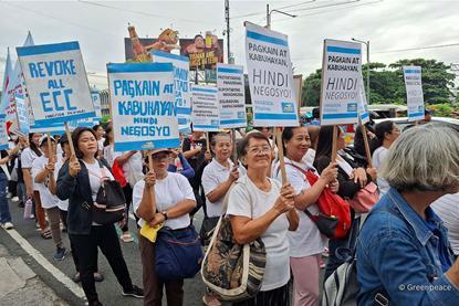 Filipino fisherfolk march to demand their livelihoods are protected