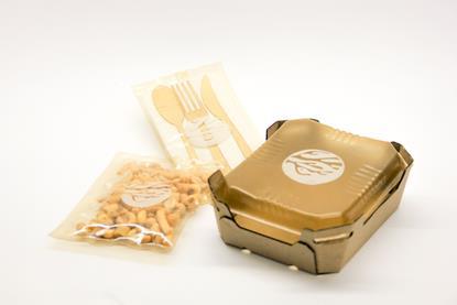 B'ZEOS sachet with thermoformed tray - seaweed-based packaging