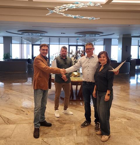 OctoAqua and Optimar AS signing