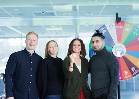 Metapod aims to square the feed circle