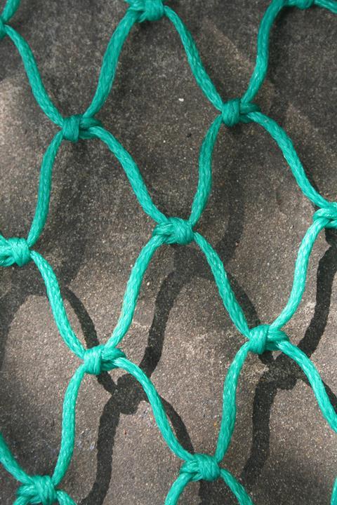 Netting in a T90 configuration. It may feel wrong, but why?