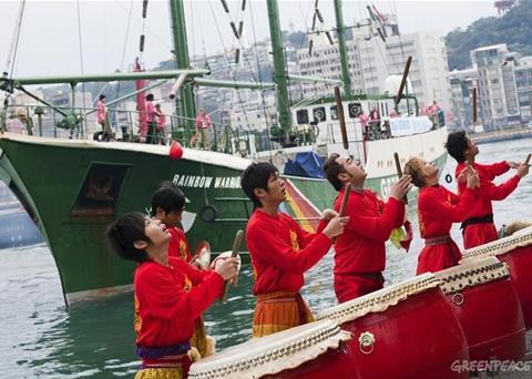 Celebration to welcome the Rainbow Warrior in Taiwan