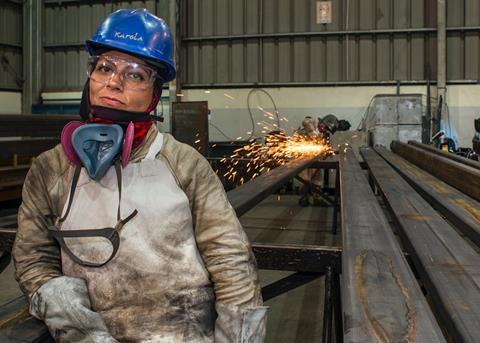 Puertto Montt’s female welders