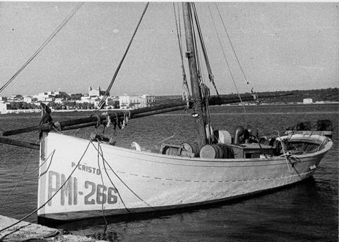 Fishing trawlers in Porto Colom have moved on since 1949 ©OCEANA/Javier Pastor Quijada