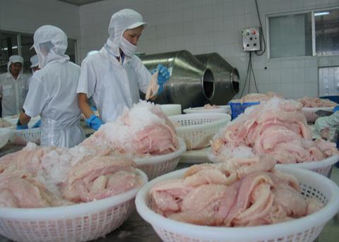 The use of additives to bind in water and excessive glazing are back on the agenda in Vietnam