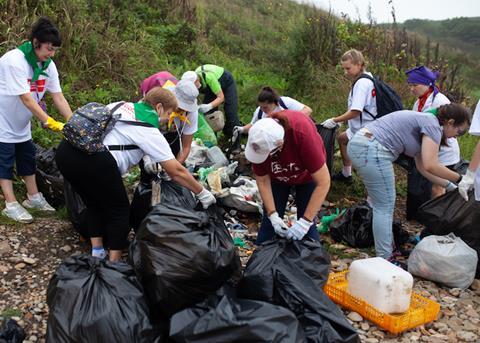 Volunteers collected 200 bags of rubbish on the shores of Schitovaya Bay Photo: RFC