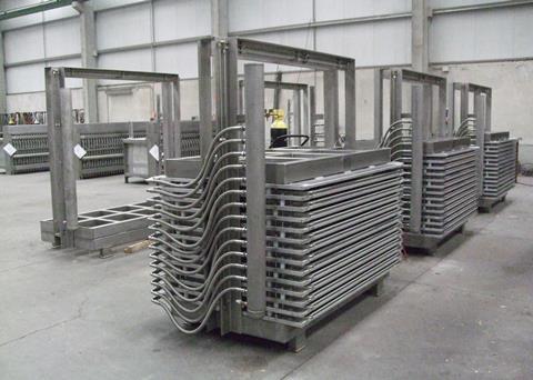 Construction of plate freezers (horizontal and vertical type) at Tucal’s factory in La Coruña