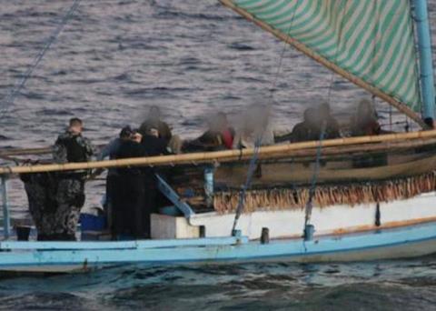 Australia nabs Indonesian fishing vessel