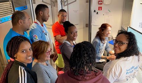 Survey participants receiving training onboard the vessel during the expedition.&nbsp;©Kathrine Michalsen