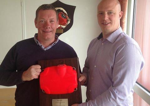 Scanmar’s sales manager Petter Pettersen (to the right) presents George Youngson with a ‘Partner of the Year’ award