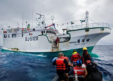 Greenpeace found 'Shuen De Ching No. 88’ to be fishing illegally in the Pacific Ocean
