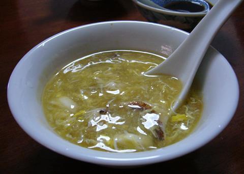 Shark fin soup. Credit: Chensiyuan