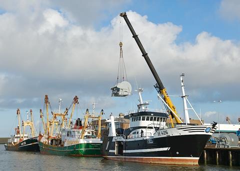 Loading the winches on to Neeltje