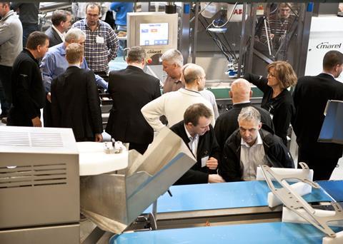 More than 200 executives representing 93 companies from 23 countries watched demonstrations of Marel’s latest salmon processing equipment at its Salmon Showhow last month