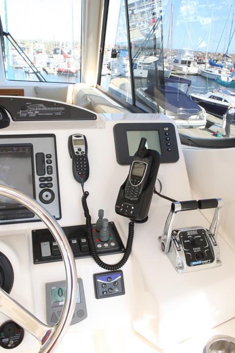 Beam LiteDOCK installed on a boat