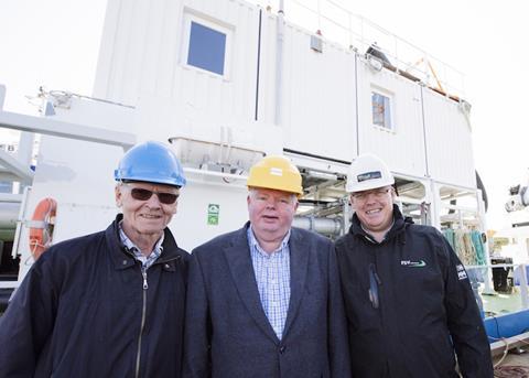 Exporting delousing systems to Russia